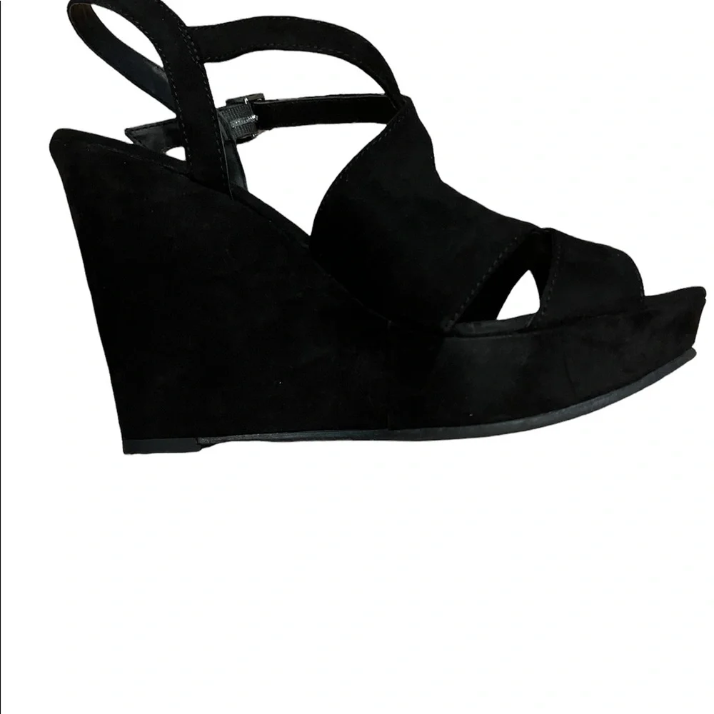 a.n.a platform shoes in black suede